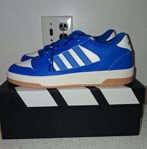 SIZE 11.5- ADIDAS BREAK START LOW. BRAND NEW WITH BOX.